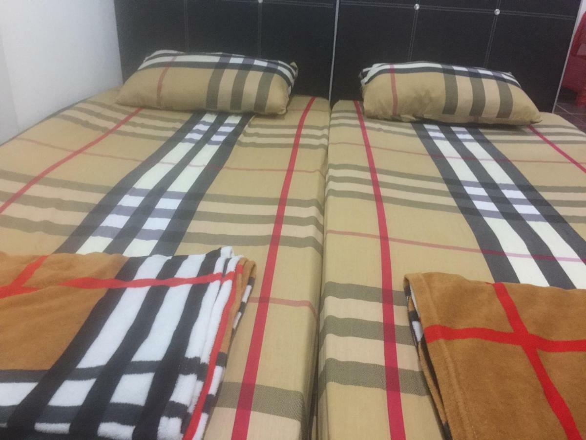 Jiaxin Hostel Ulu Tiram Eksteriør billede